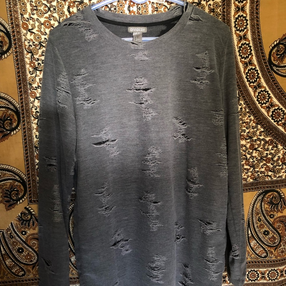MENS H&M DISTRESSED LONG SLEEVE (YEZZY INSPIRED)